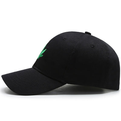 Casquette de baseball avec feuille de cannabis