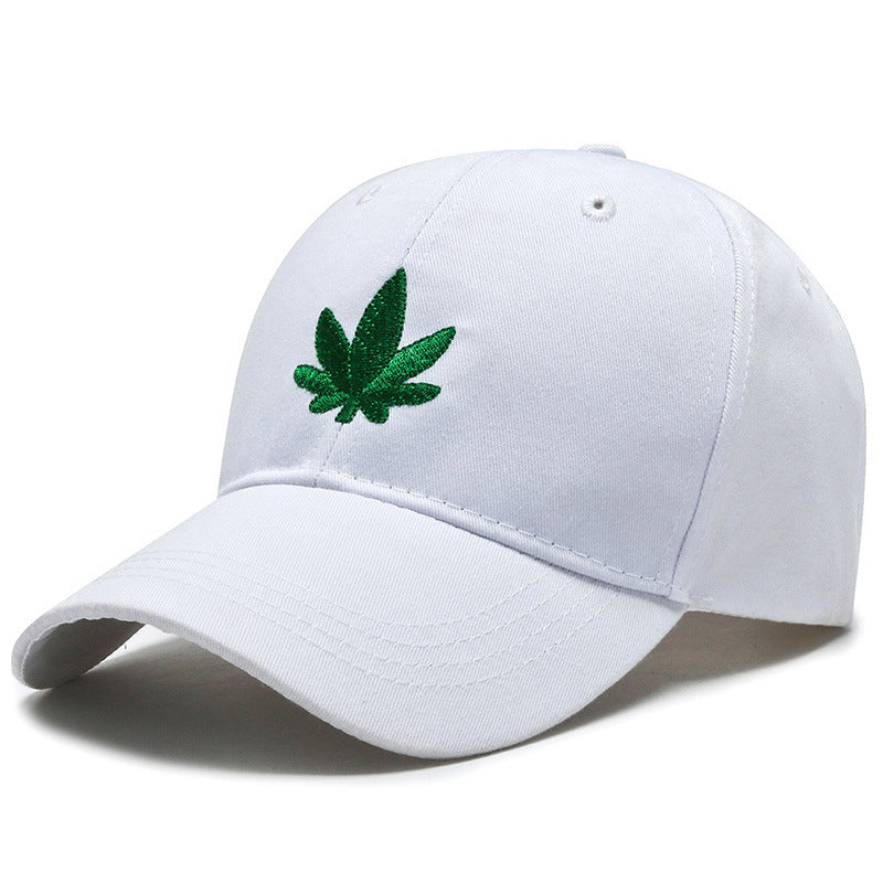 Casquette de baseball avec feuille de cannabis