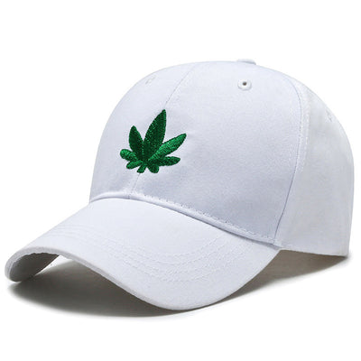 Casquette de baseball avec feuille de cannabis